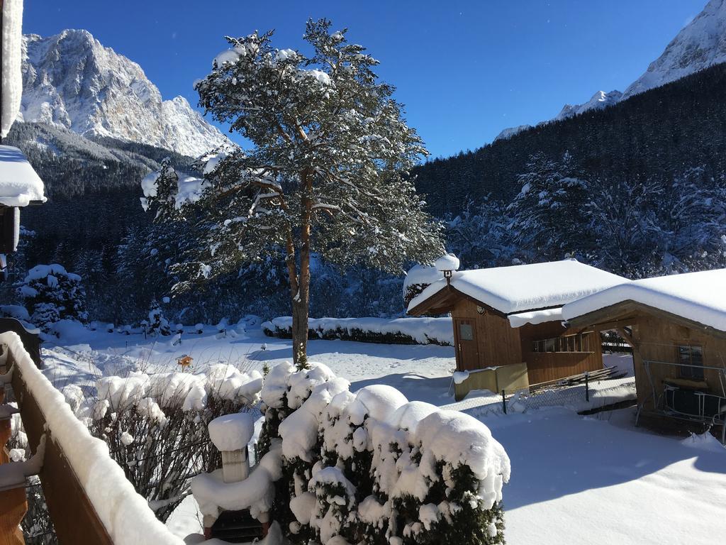 Schneehaus Chalet Ehrwald Bagian luar foto