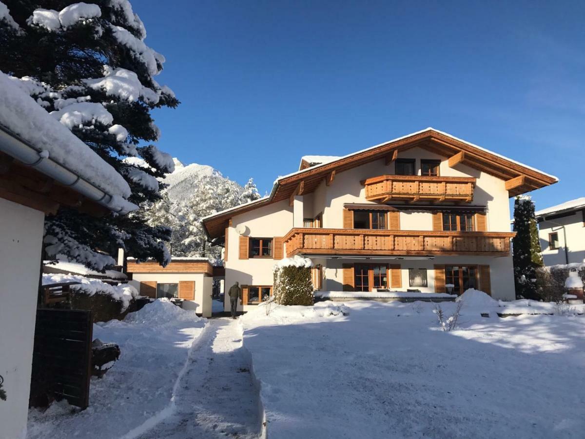 Schneehaus Chalet Ehrwald Bagian luar foto